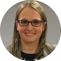 Associated Professor Petra Helmholz