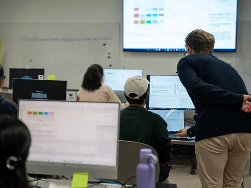 A research workstation prepared for a reproducible analysis workflow.