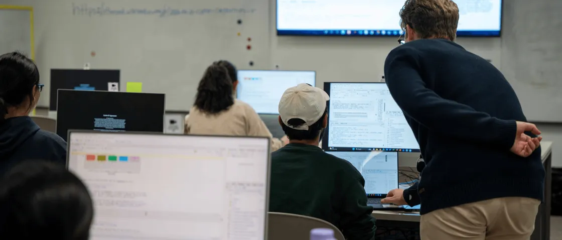 A research workstation prepared for a reproducible analysis workflow.